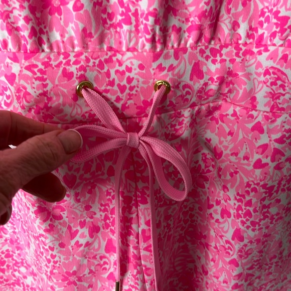 Lilly Pulitzer Jorge Romper in Print Pink Shandy Invest A Gator, Medium. - Picture 6 of 16